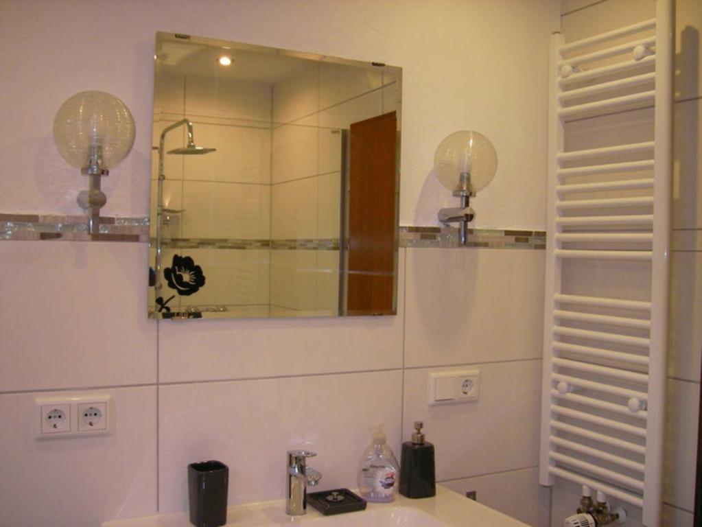 Haus Ellbogen Apartment Momlingen ภายนอก รูปภาพ