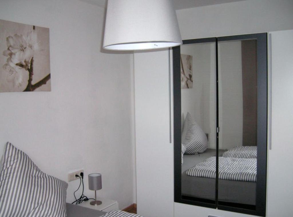 Haus Ellbogen Apartment Momlingen ภายนอก รูปภาพ